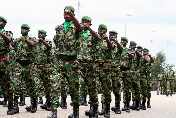 En Guinée-Bissau, les forces de la Cédéao  commencent à se déployer